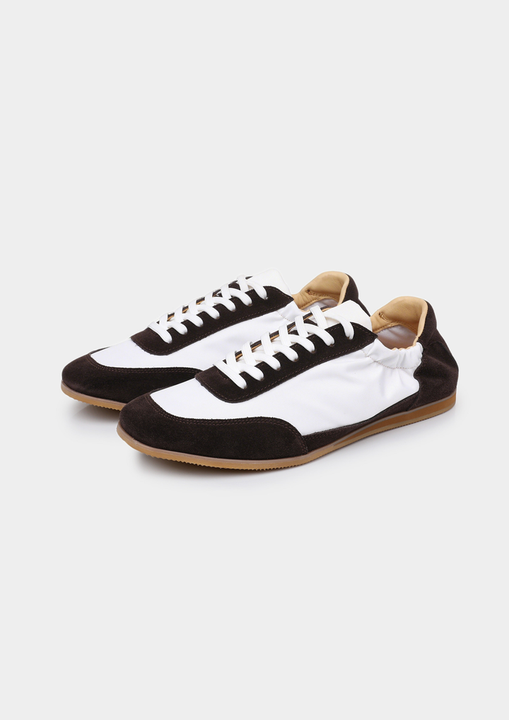 Sneaker Retro in Camoscio