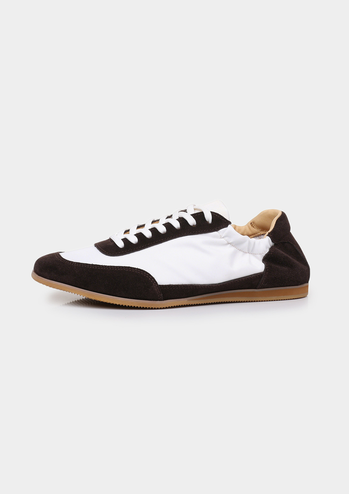 Sneaker Retro in Camoscio