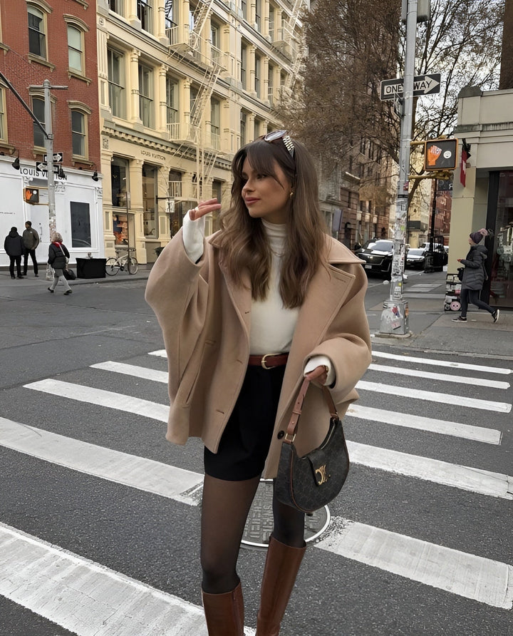 Giulia Cappotto Oversize Autunnale indossato